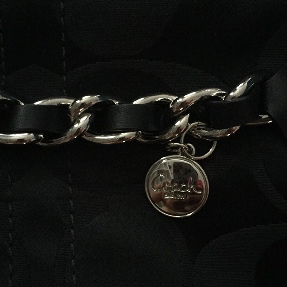 COACH NWT authentic COACH Signature Handbag - Picture 3 of 8